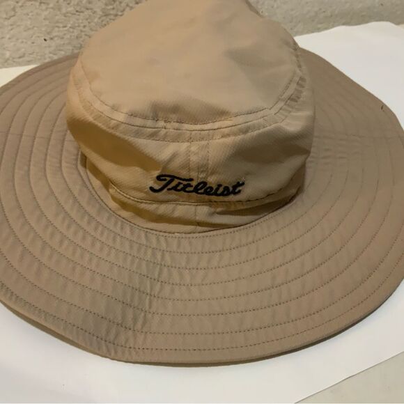 Titelist Bucket Hat Tan  embroidery unisex size small /medium - Picture 4 of 5
